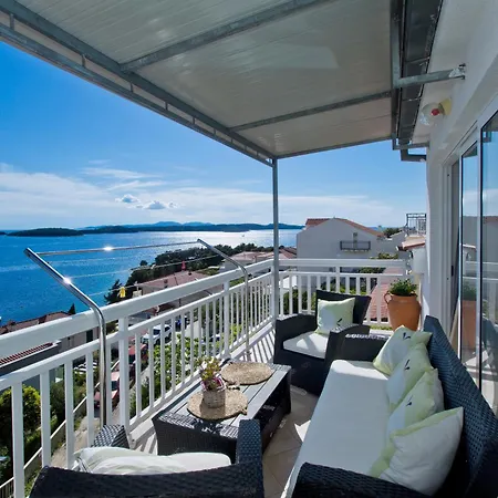 Luce Mediterranean Apartment's Lejlighed
