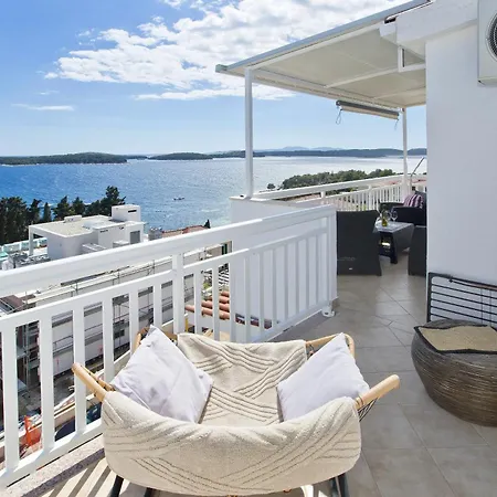 Luce Mediterranean Apartment's Lejlighed