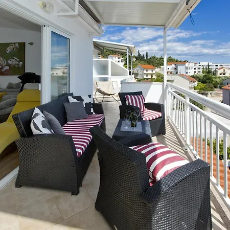 Апартаменты Luce Mediterranean Apartment's *