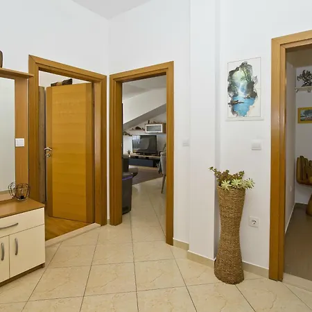 Luce Mediterranean Apartment's Хвар