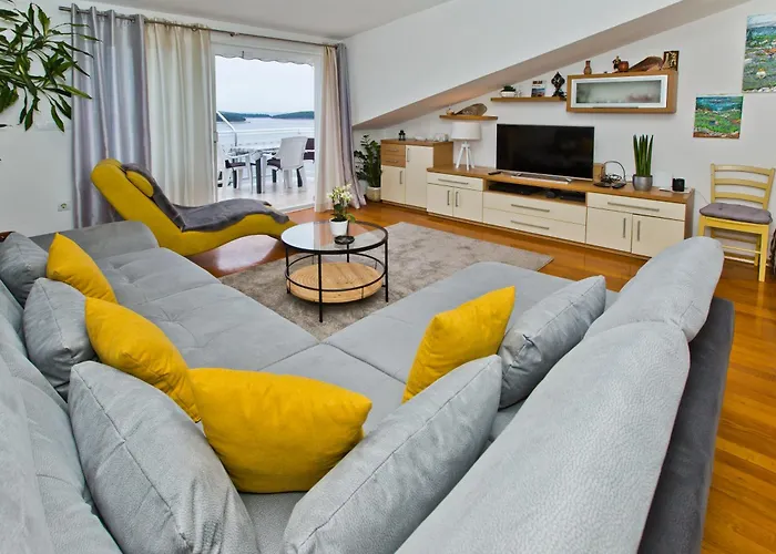 Апартаменты Luce Mediterranean Apartment's Хвар
