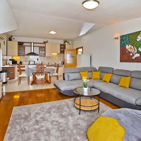 Luce Mediterranean Apartment's Daire *